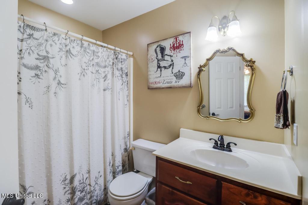 6015 Monticilla Circle Property Photo 48