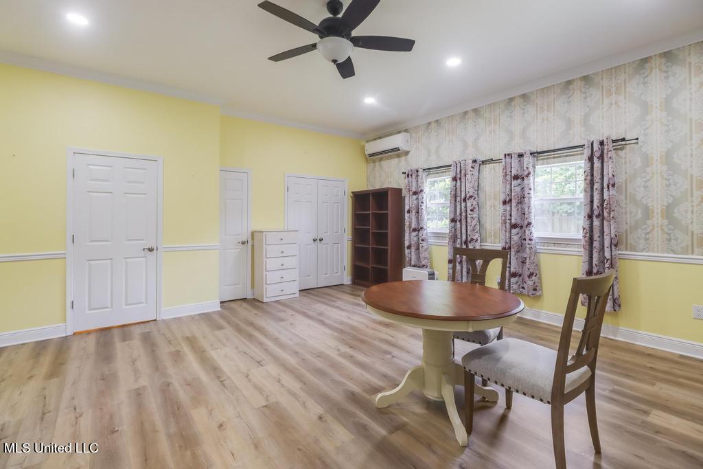 6015 Monticilla Circle Property Photo 57