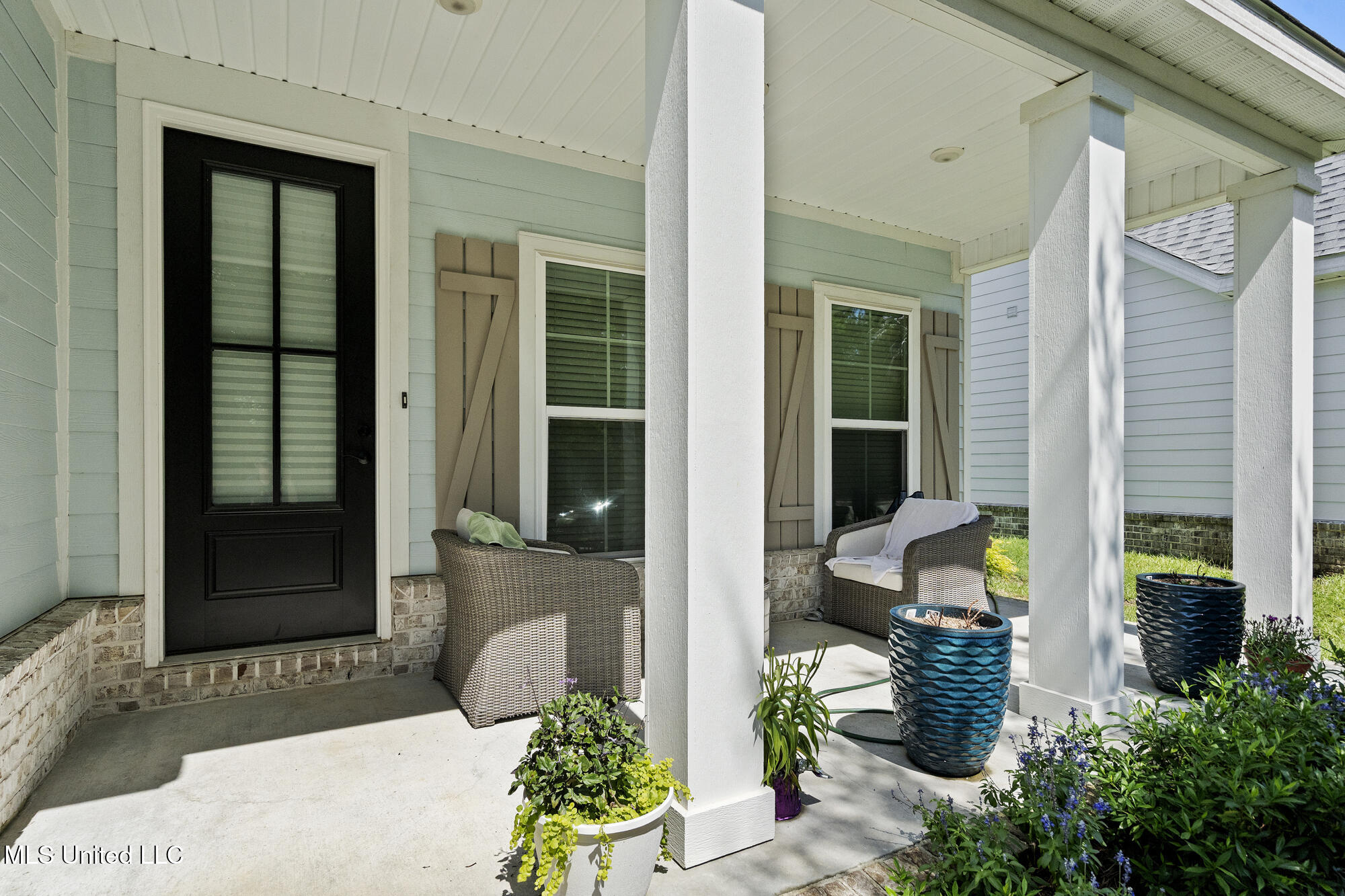 137 Grande View Drive Property Photo 3