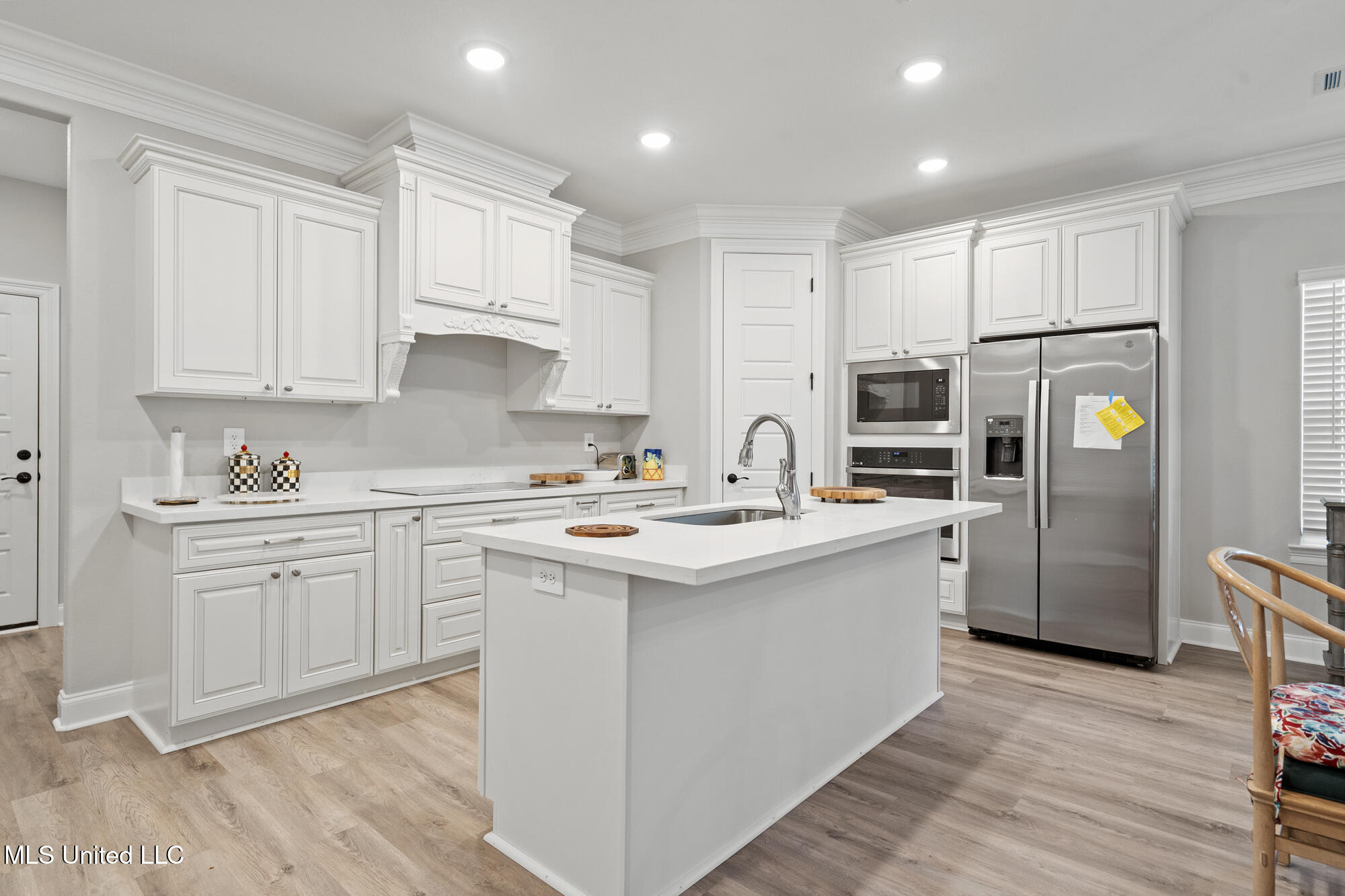 137 Grande View Drive Property Photo 8