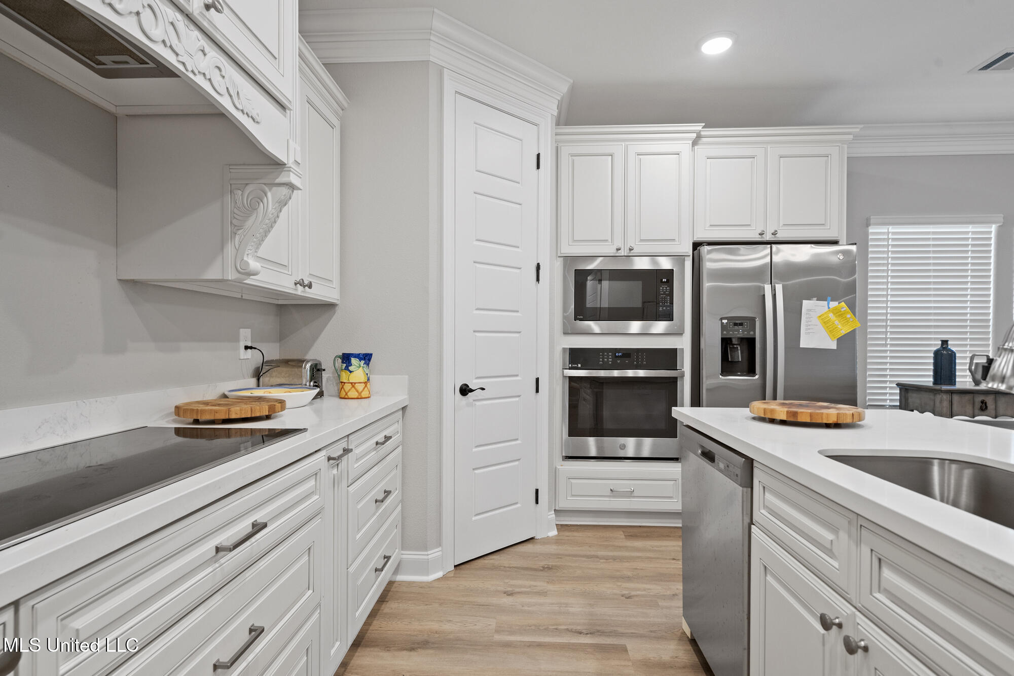 137 Grande View Drive Property Photo 10