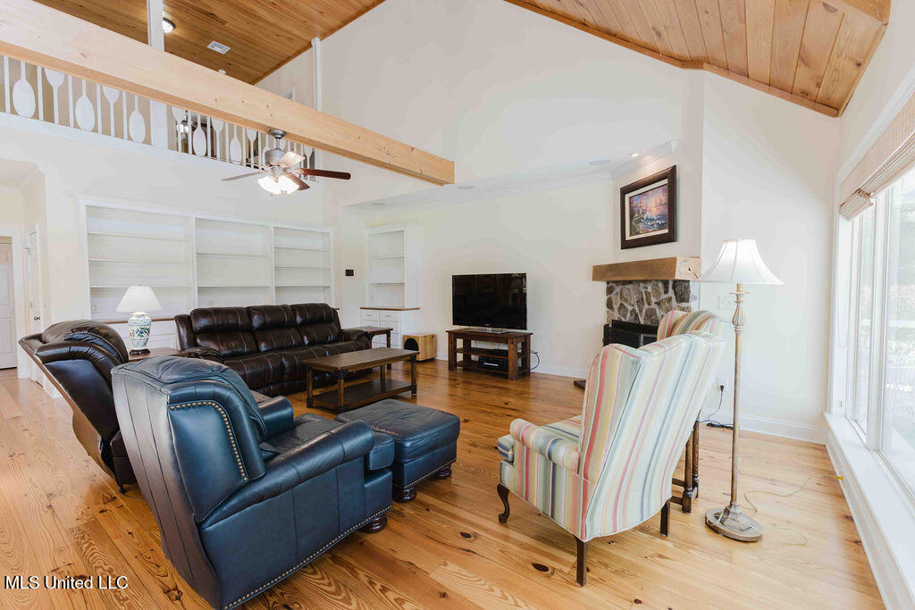 112 Blackberry Creek Road Property Photo 8