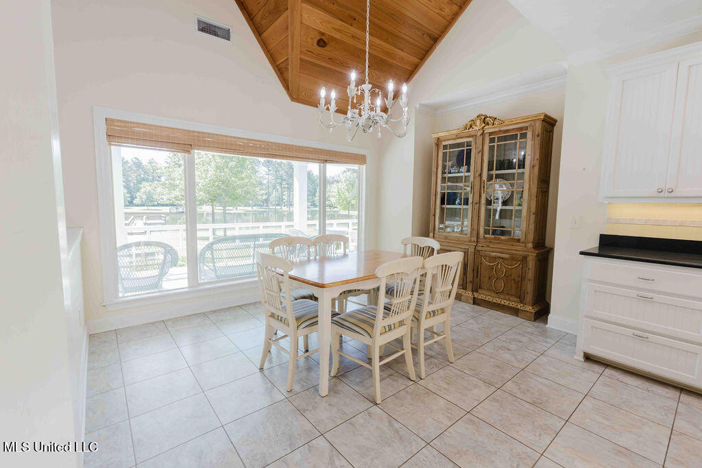 112 Blackberry Creek Road Property Photo 13