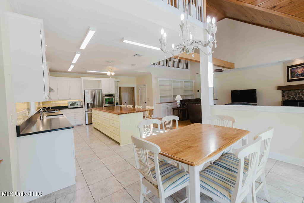 112 Blackberry Creek Road Property Photo 14