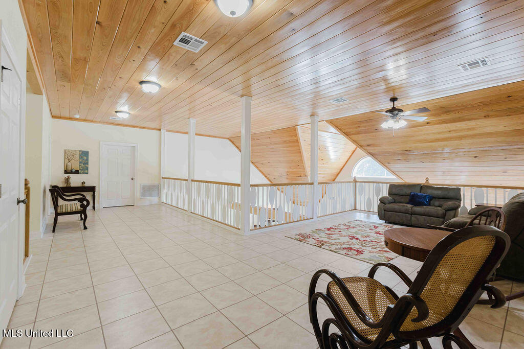 112 Blackberry Creek Road Property Photo 46