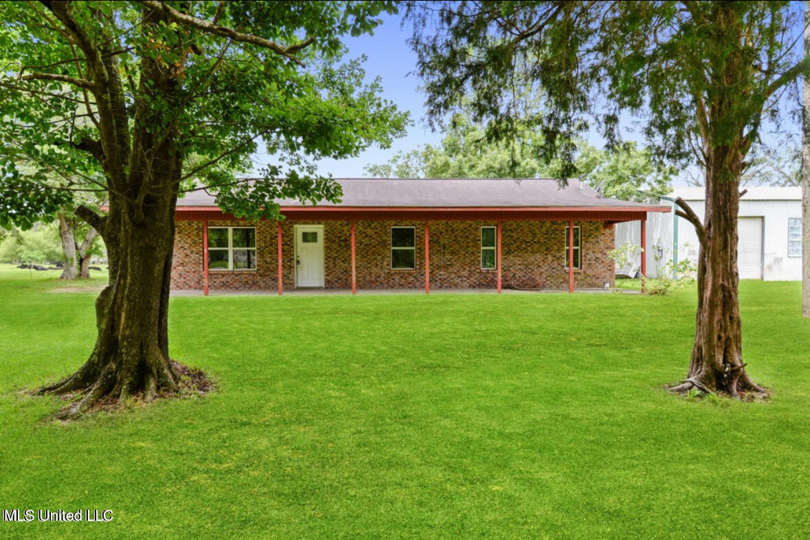 4127 Ceolia Taylor Road Property Photo 1