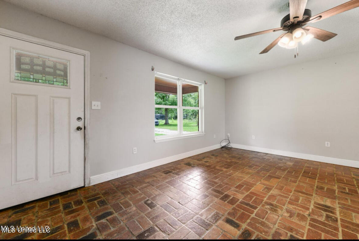 4127 Ceolia Taylor Road Property Photo 7
