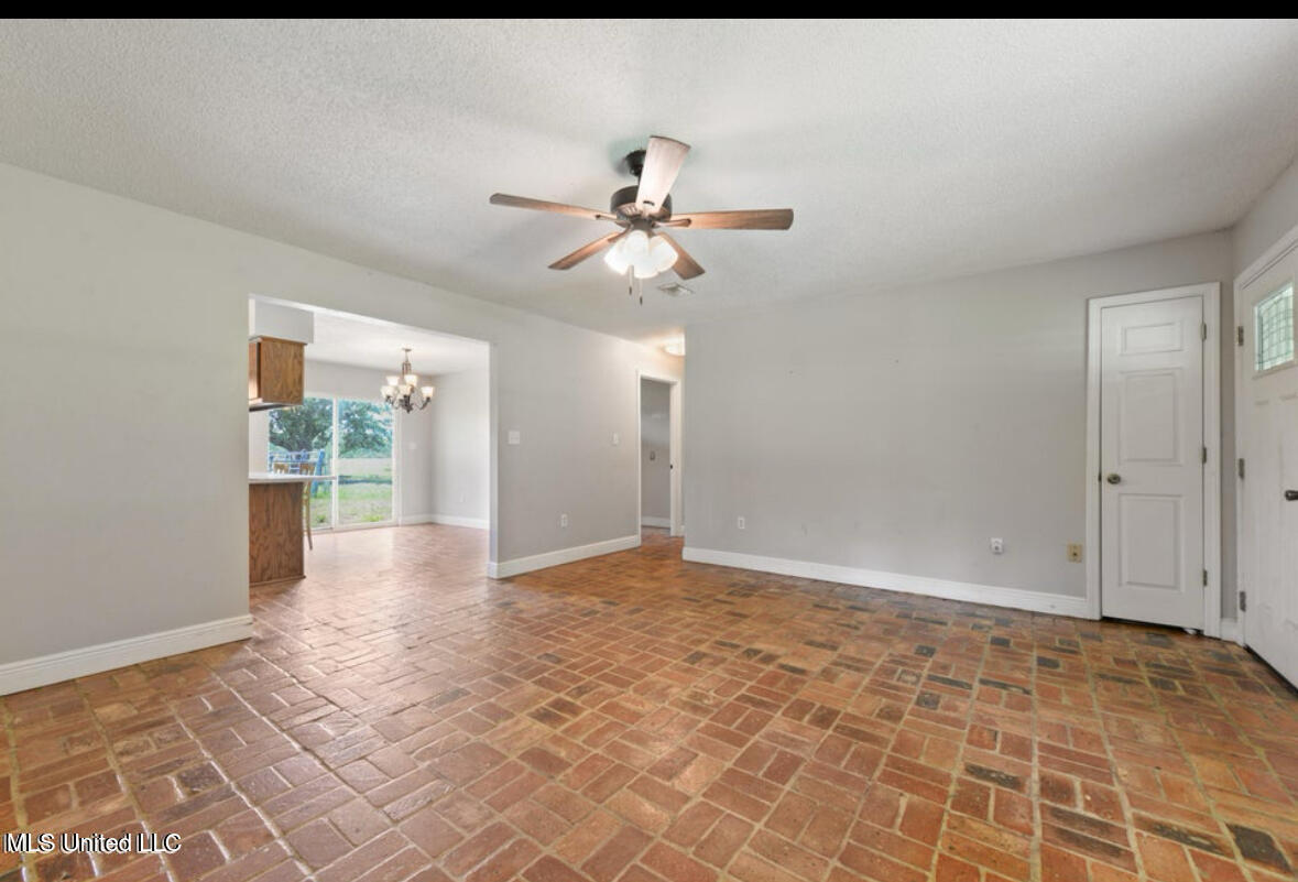 4127 Ceolia Taylor Road Property Photo 8