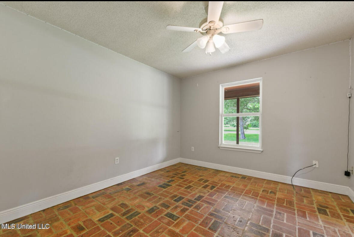 4127 Ceolia Taylor Road Property Photo 14