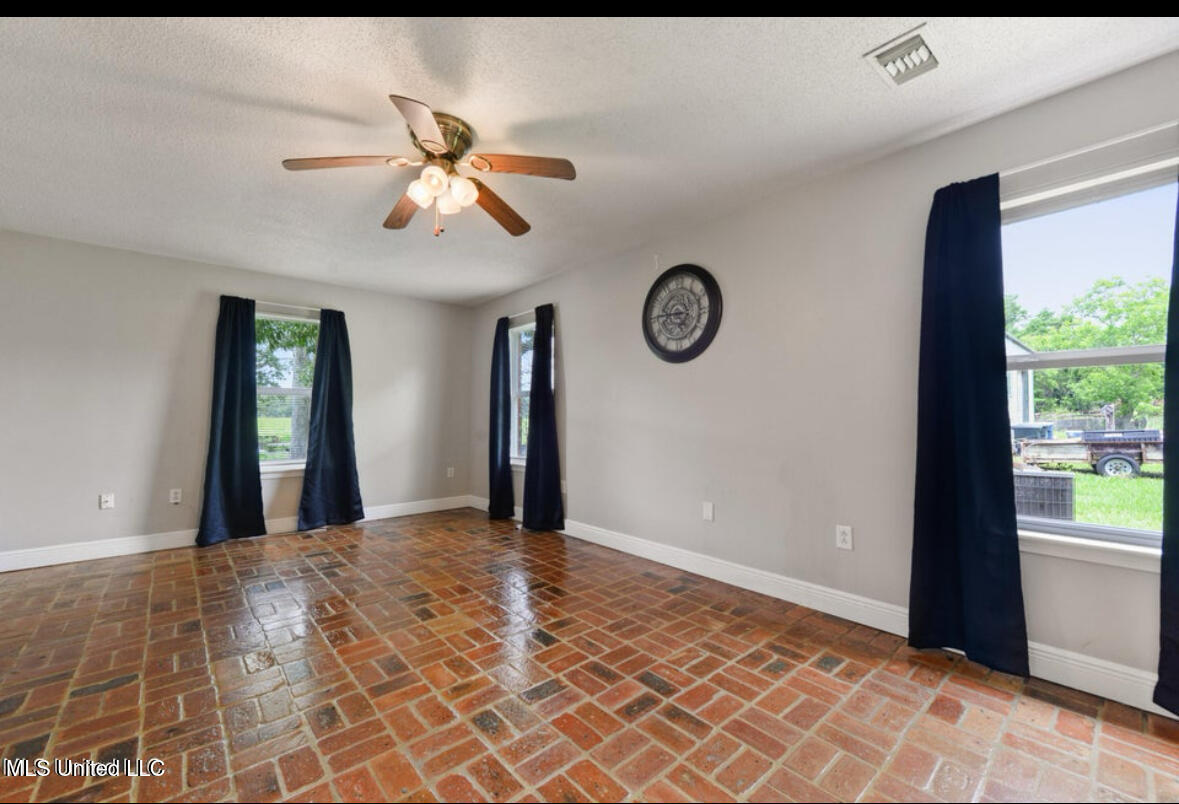 4127 Ceolia Taylor Road Property Photo 18