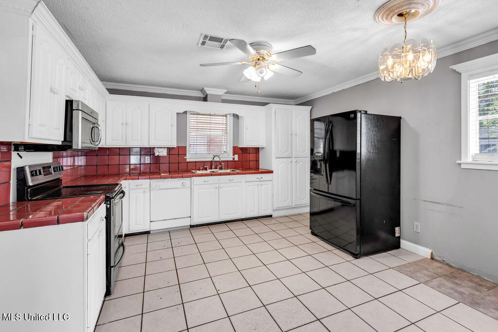 1320 Sally Drive Property Photo 14