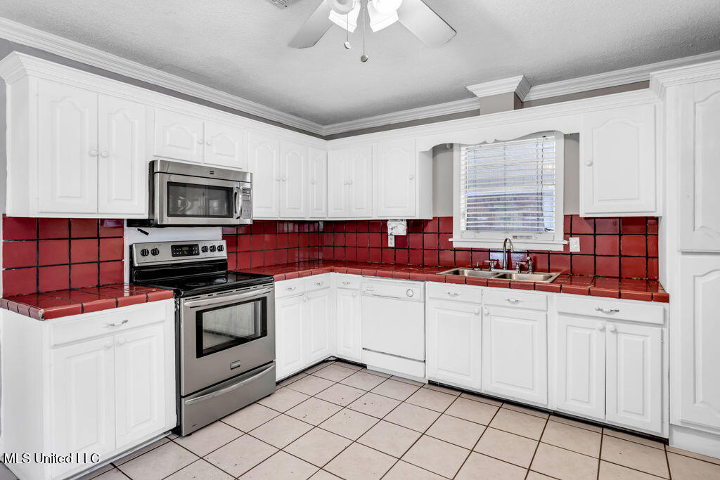 1320 Sally Drive Property Photo 15