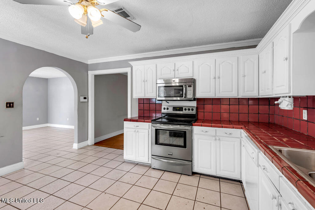 1320 Sally Drive Property Photo 16
