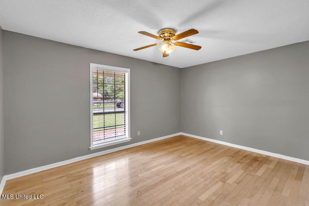 1320 Sally Drive Property Photo 20