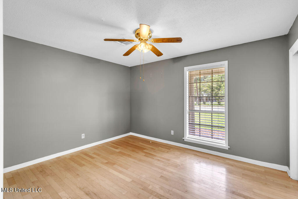 1320 Sally Drive Property Photo 21