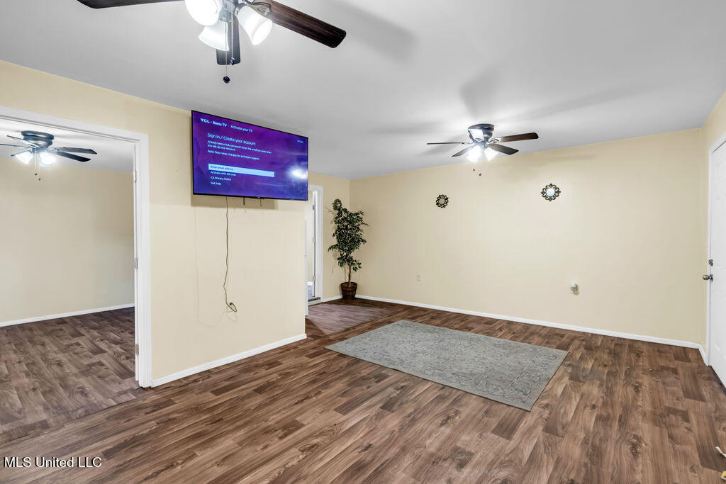 1320 Sally Drive Property Photo 27