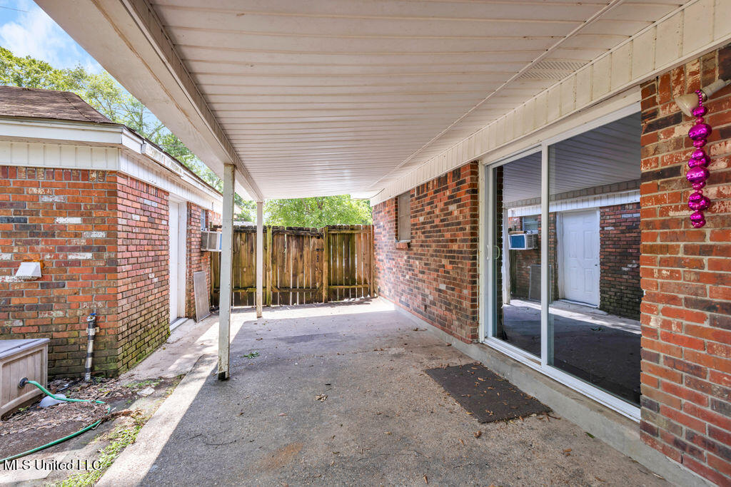 1320 Sally Drive Property Photo 32