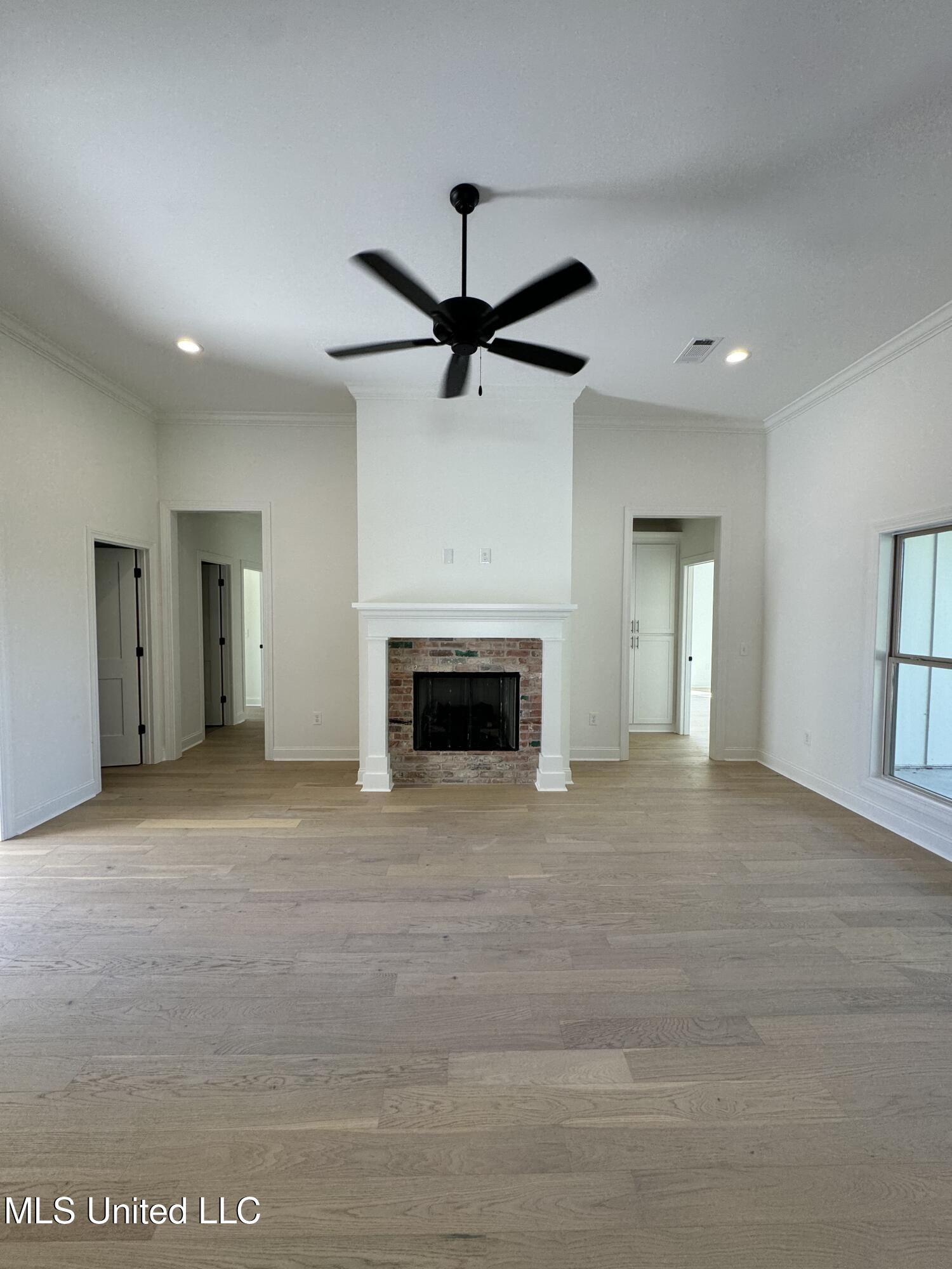 408 Butternut Drive Property Photo 2