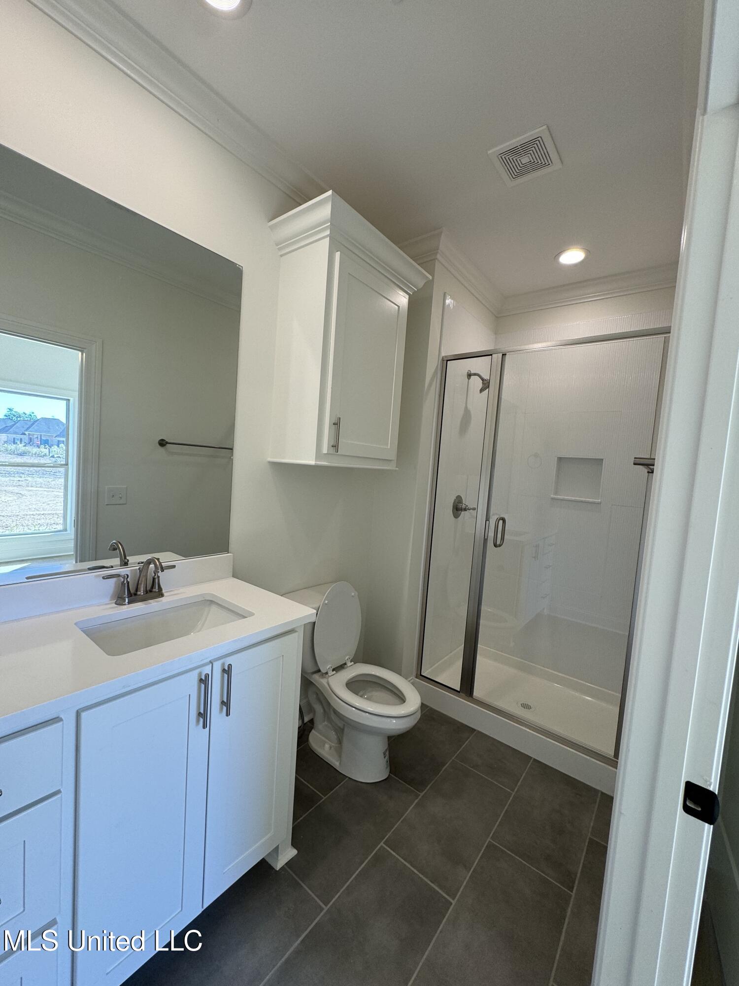 408 Butternut Drive Property Photo 15