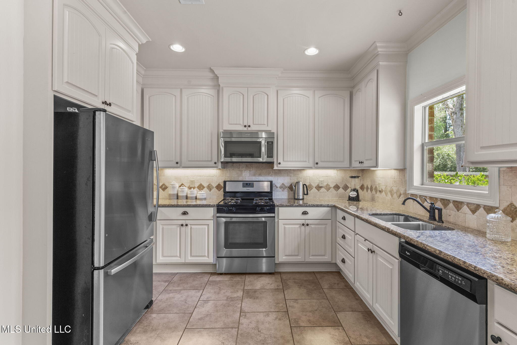 125 Rhodes Lane Property Photo 17