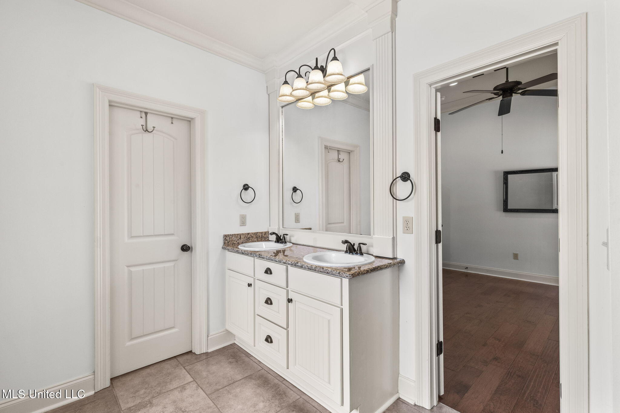 125 Rhodes Lane Property Photo 29