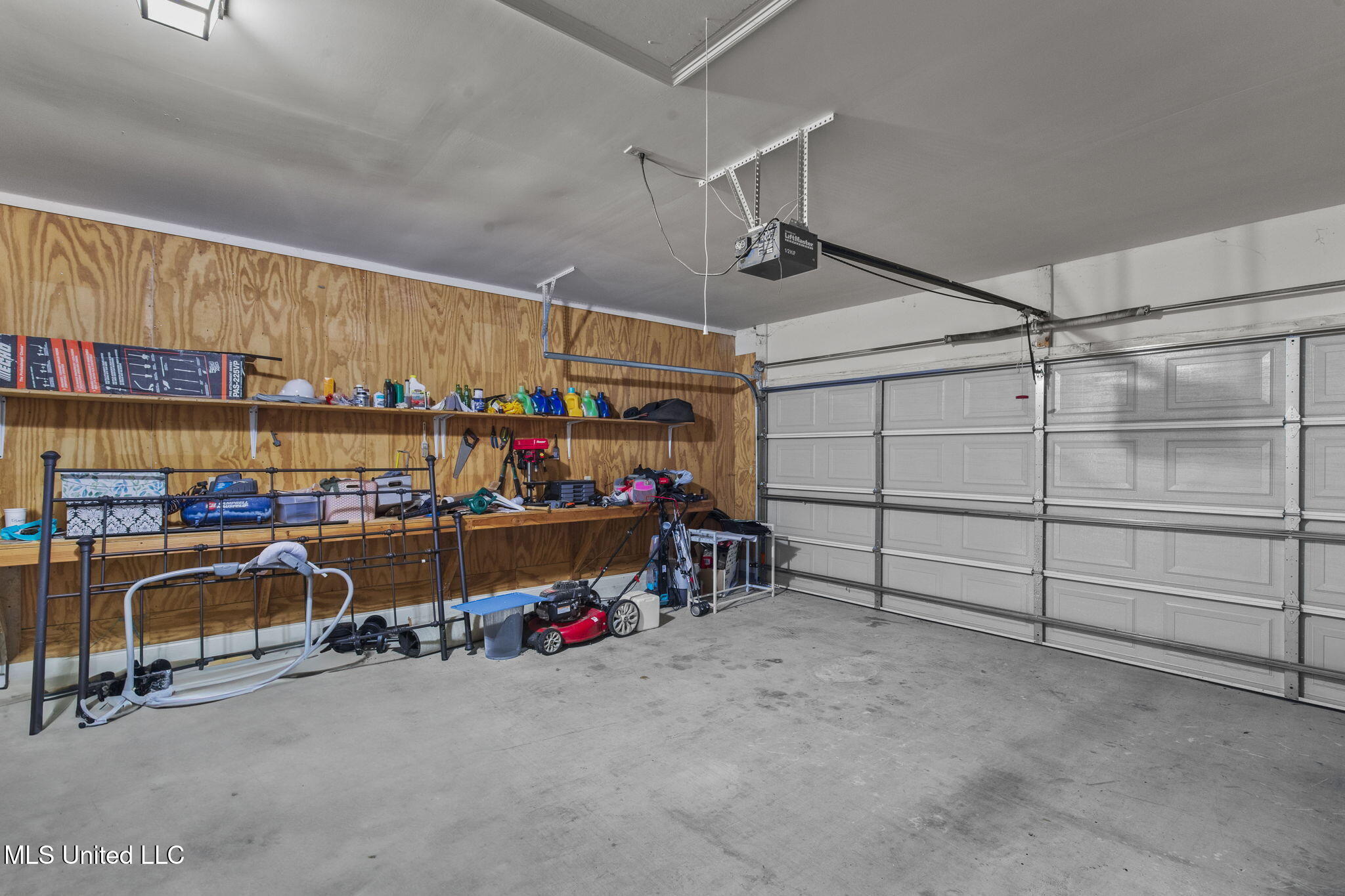 125 Rhodes Lane Property Photo 39