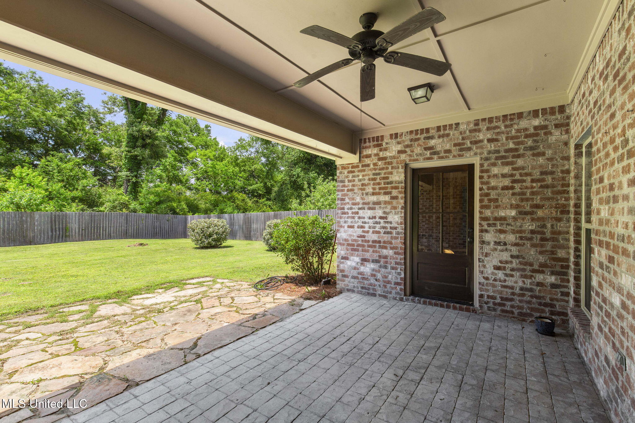 125 Rhodes Lane Property Photo 41