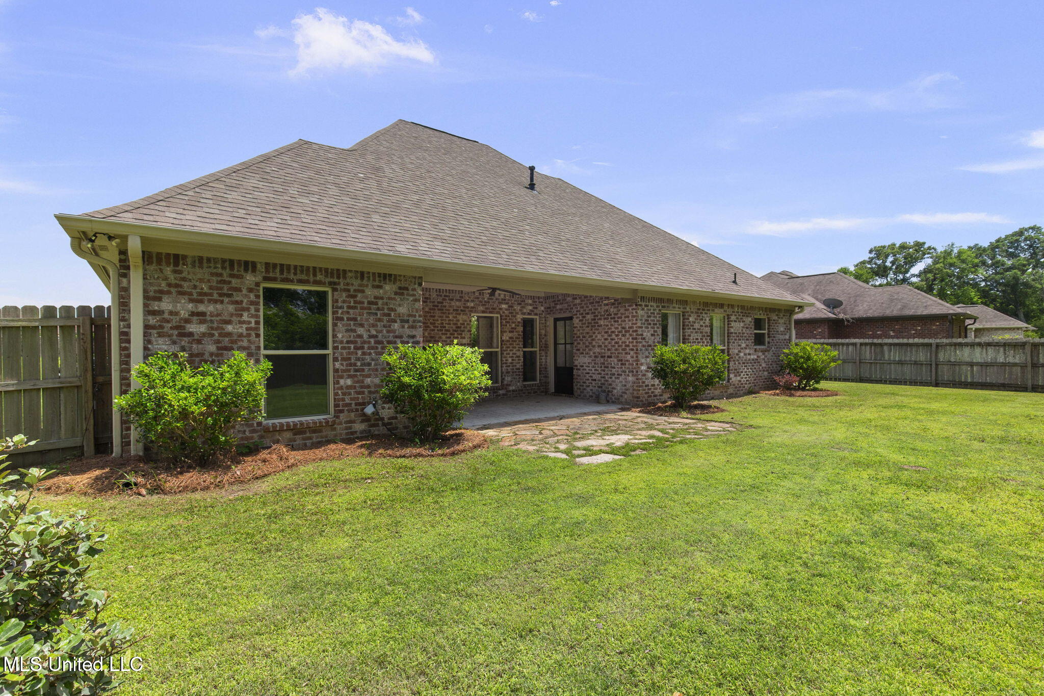 125 Rhodes Lane Property Photo 44