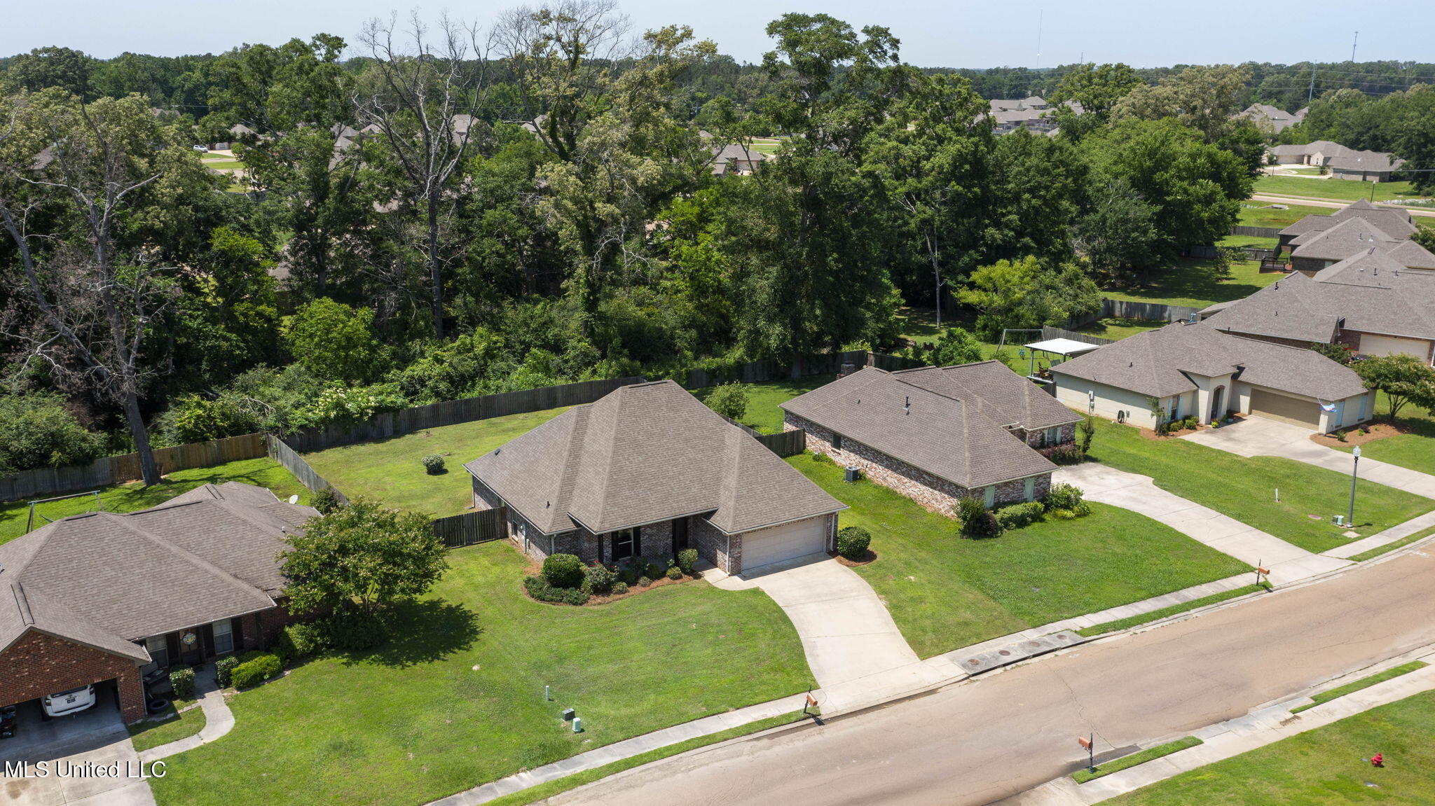 125 Rhodes Lane Property Photo 48