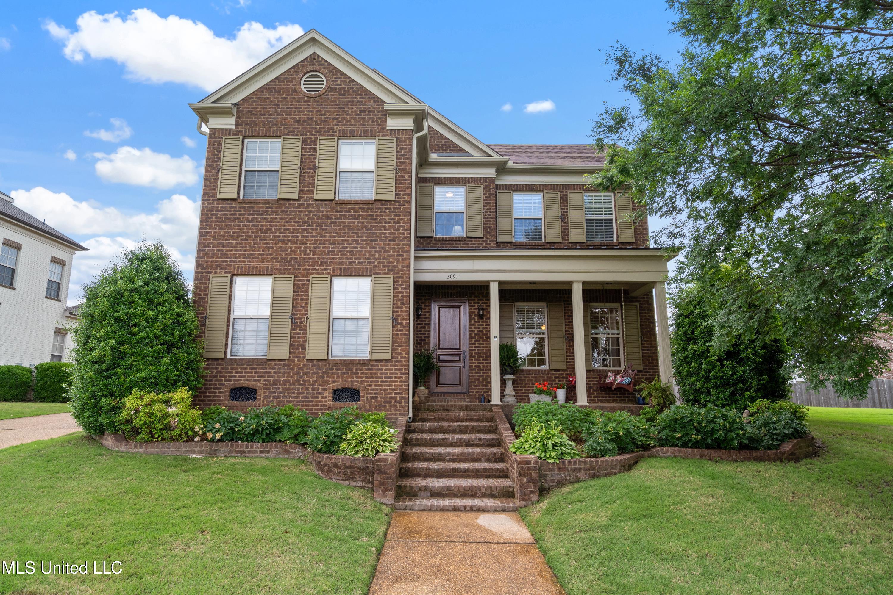 3095 W Beauvoir Place Property Photo 1