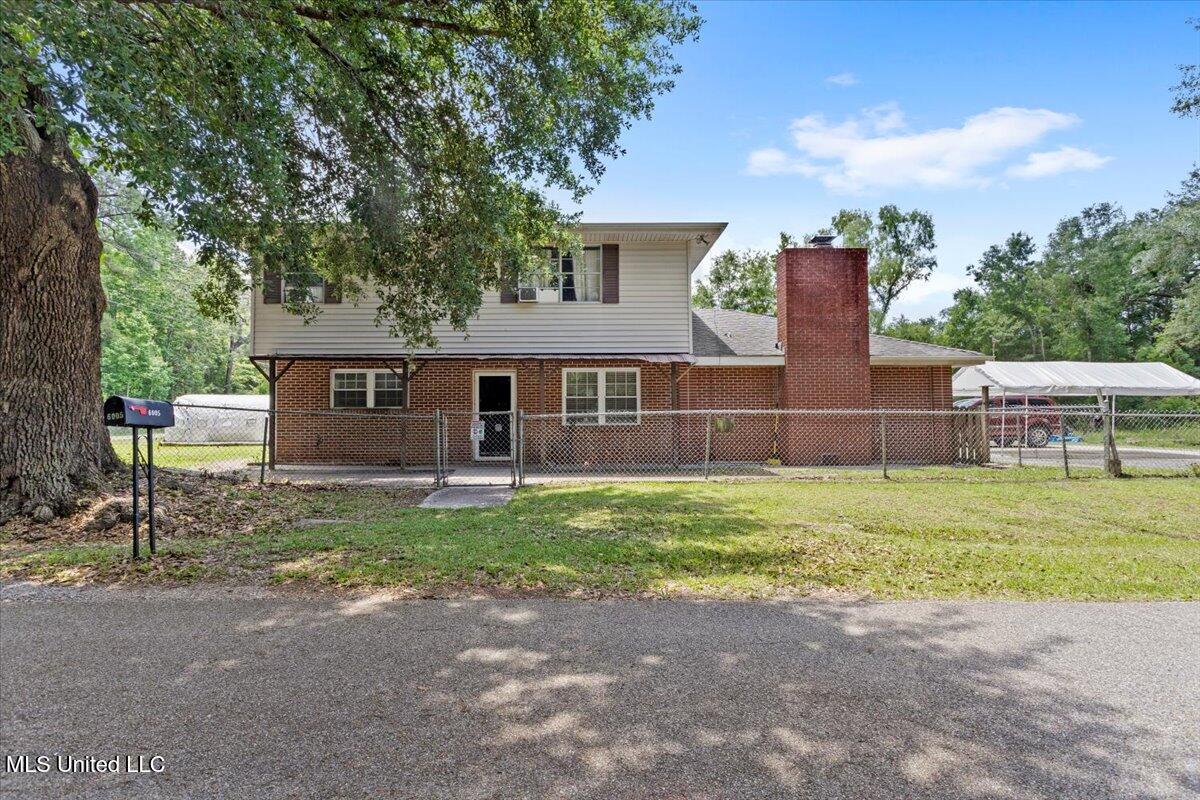 6005 Cypress Drive Property Photo 1
