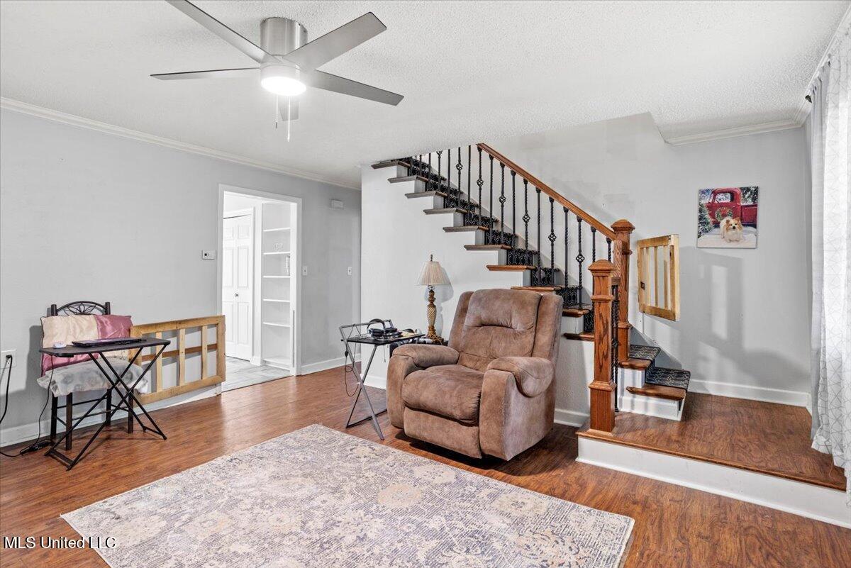 6005 Cypress Drive Property Photo 10