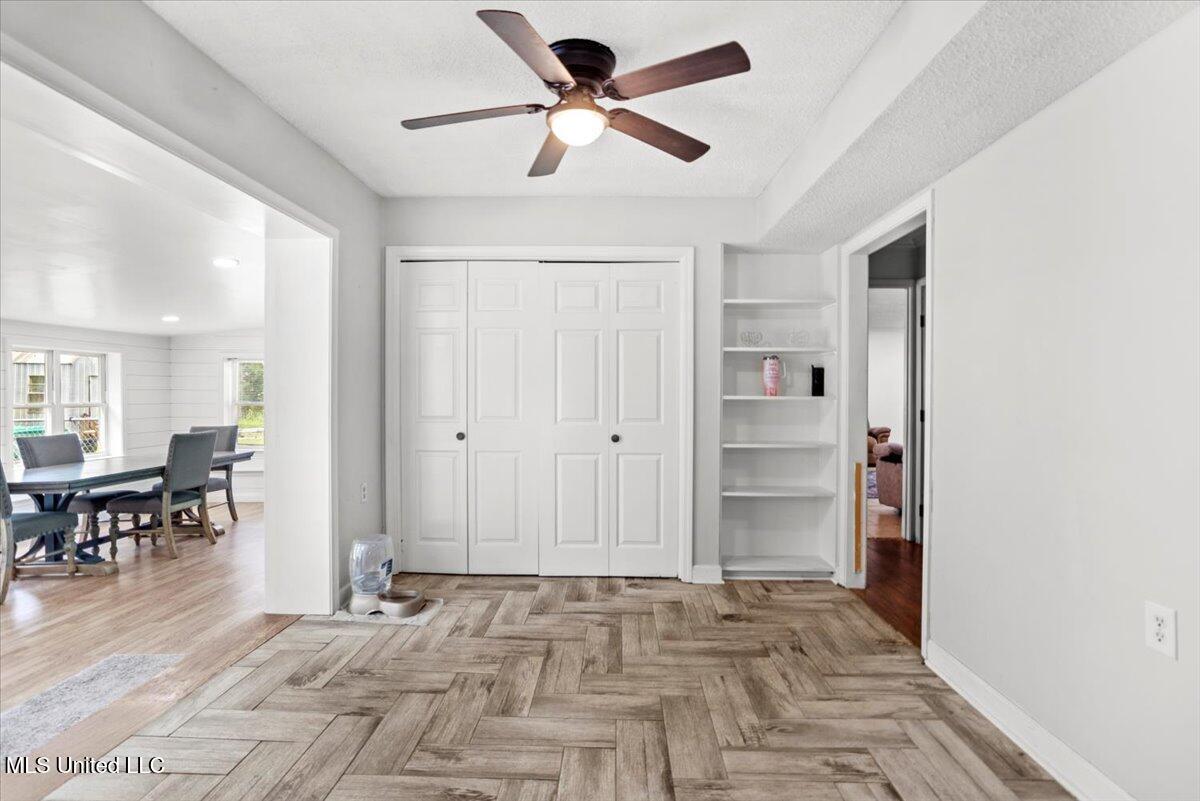 6005 Cypress Drive Property Photo 13