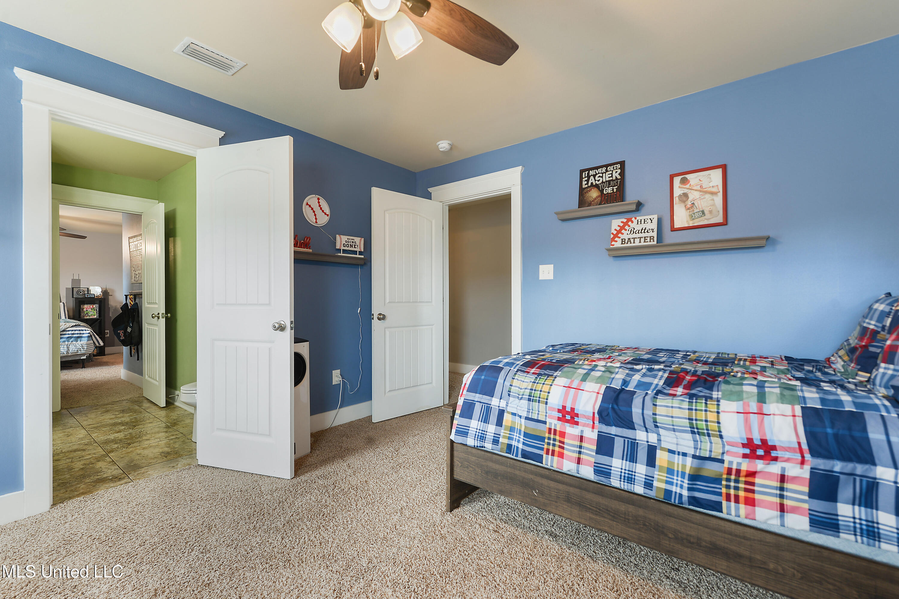 18225 Tulip Cove Property Photo 24
