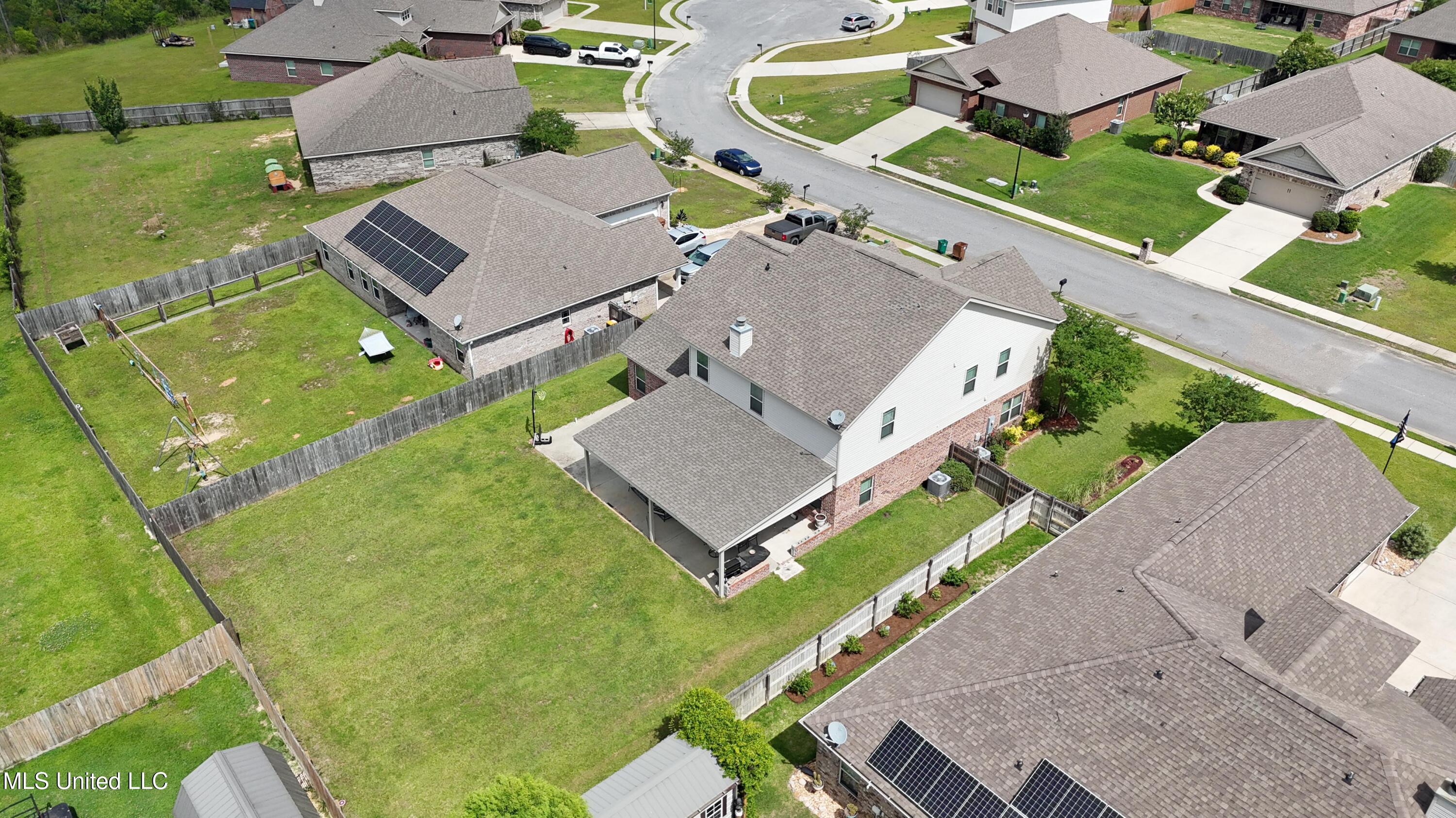 18225 Tulip Cove Property Photo 34