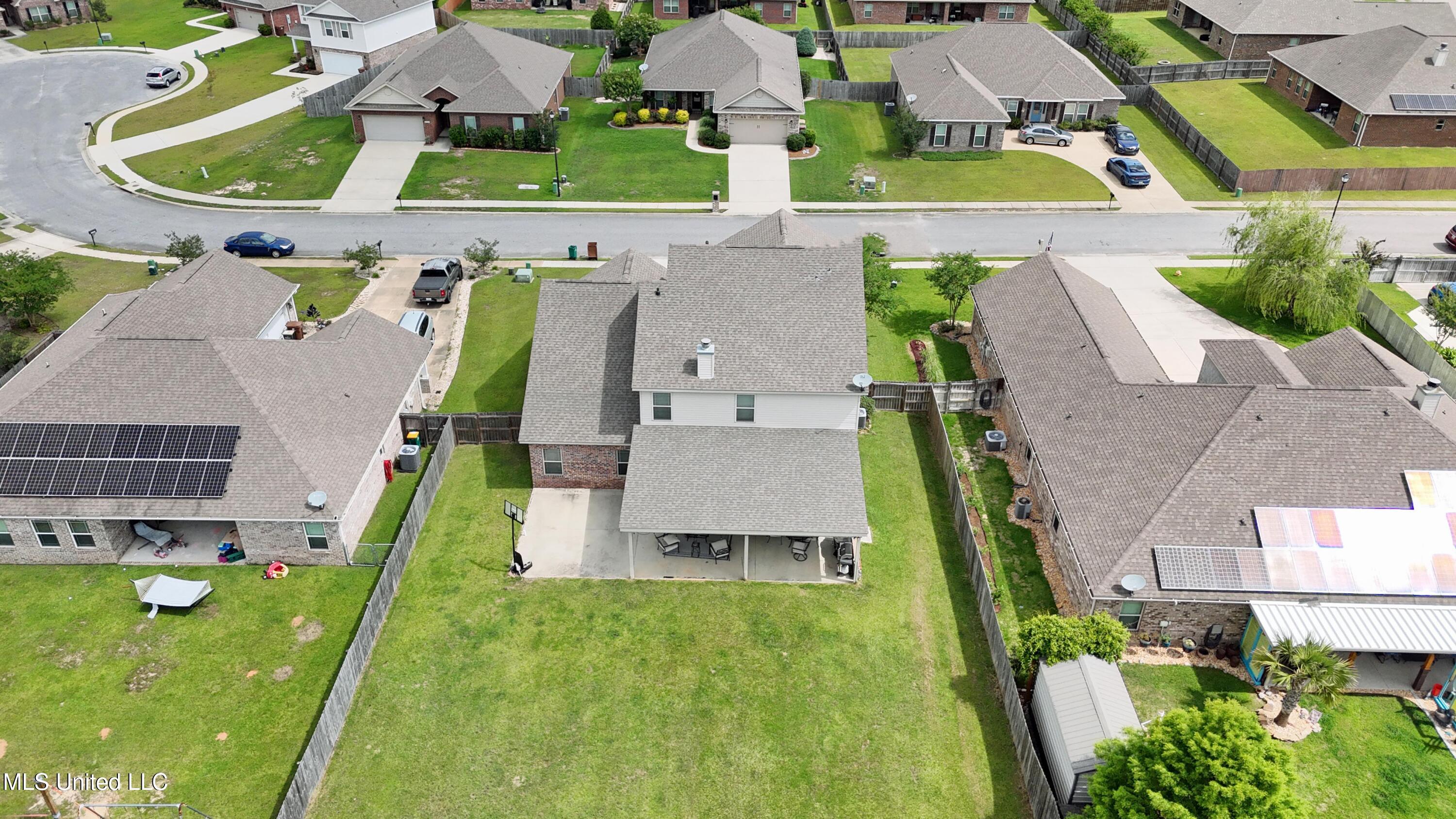 18225 Tulip Cove Property Photo 35