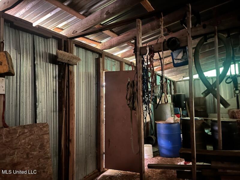 5376 Byhalia Road Property Photo 5