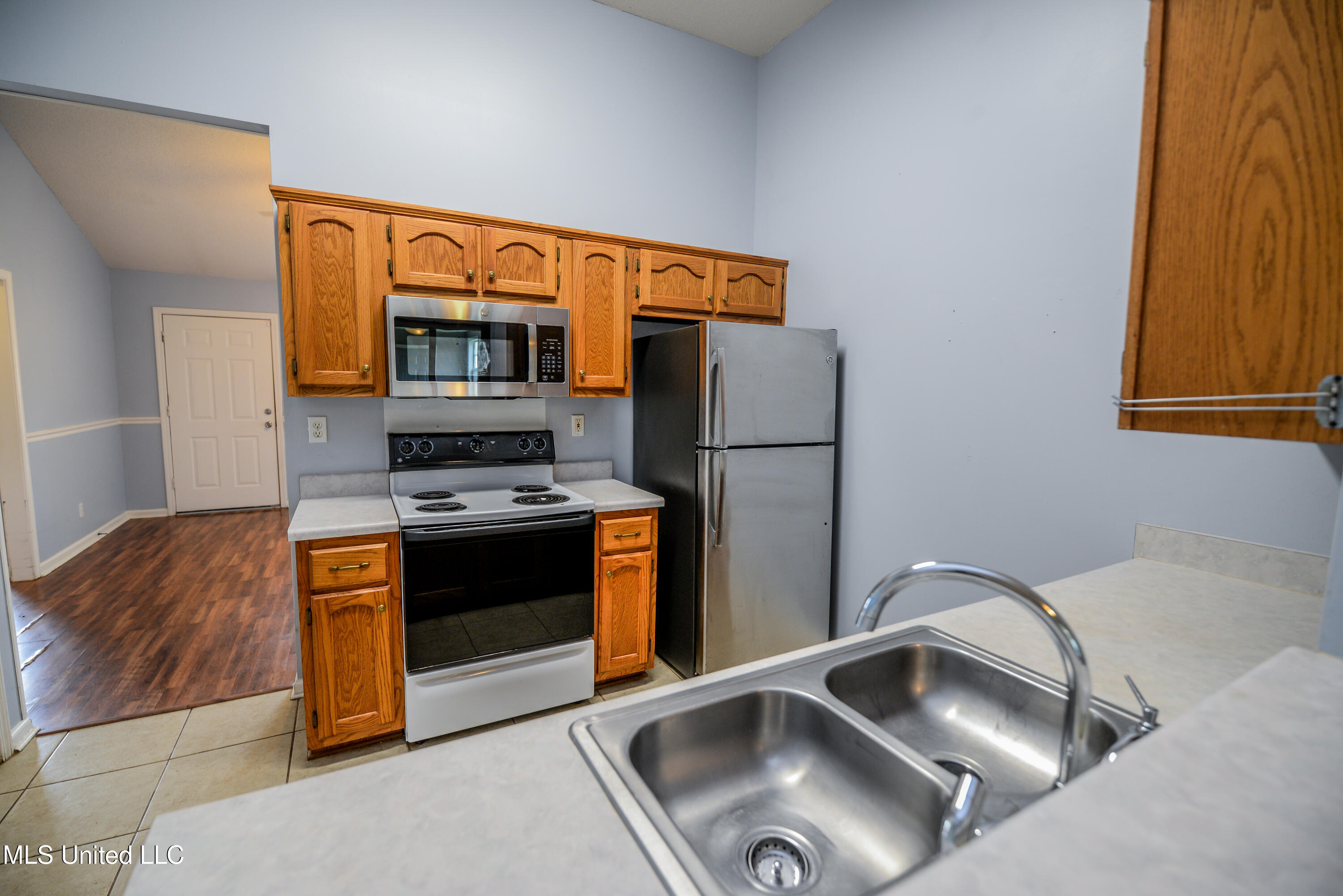 796 Steward Lane Property Photo 2