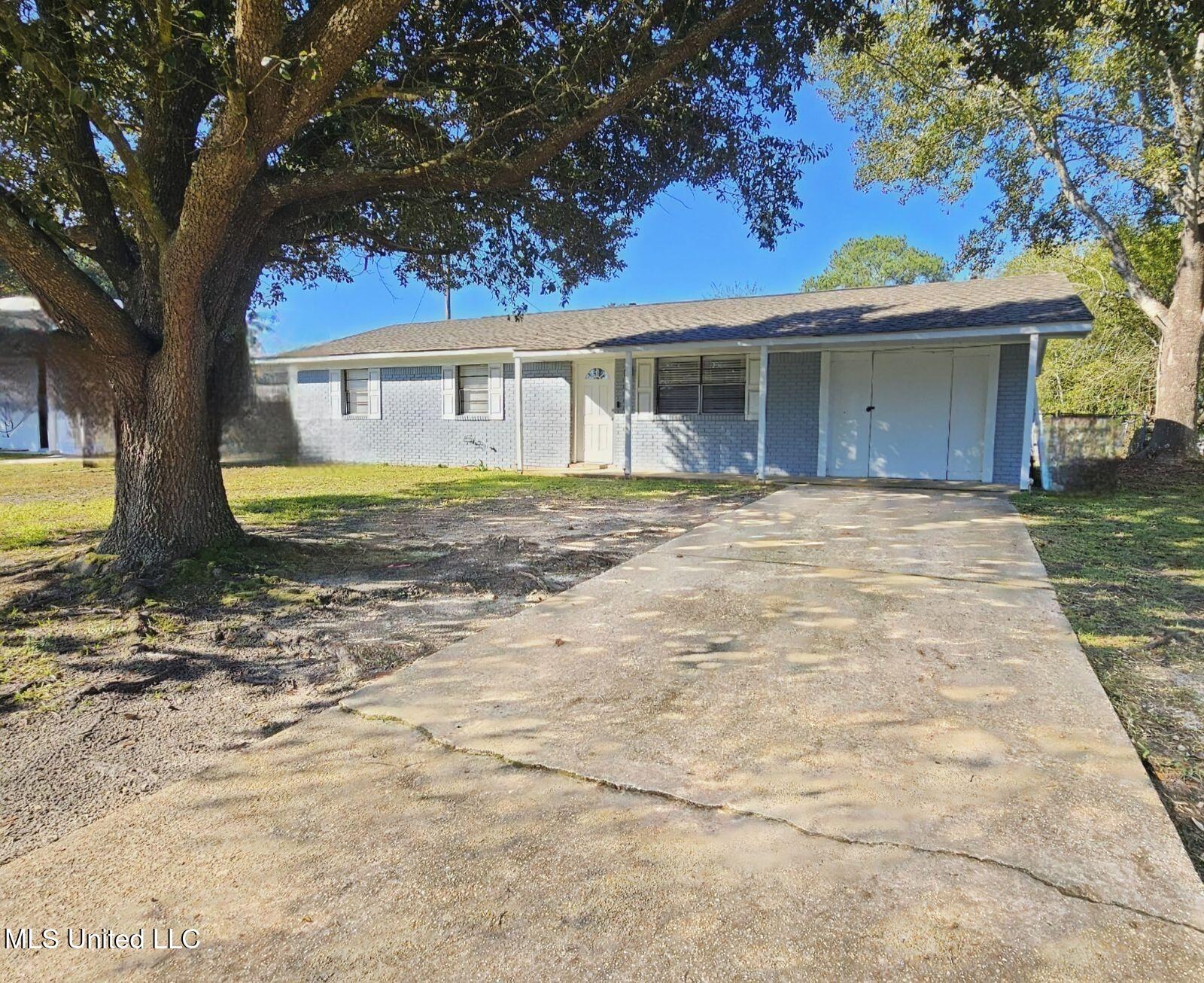 6688 Balboa Circle Property Photo 1