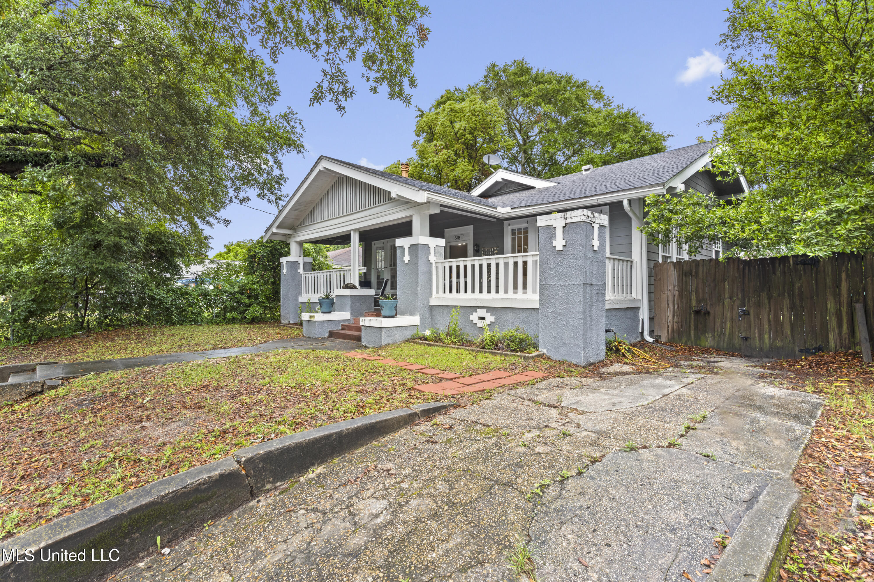 3416 11th Street Property Photo 2