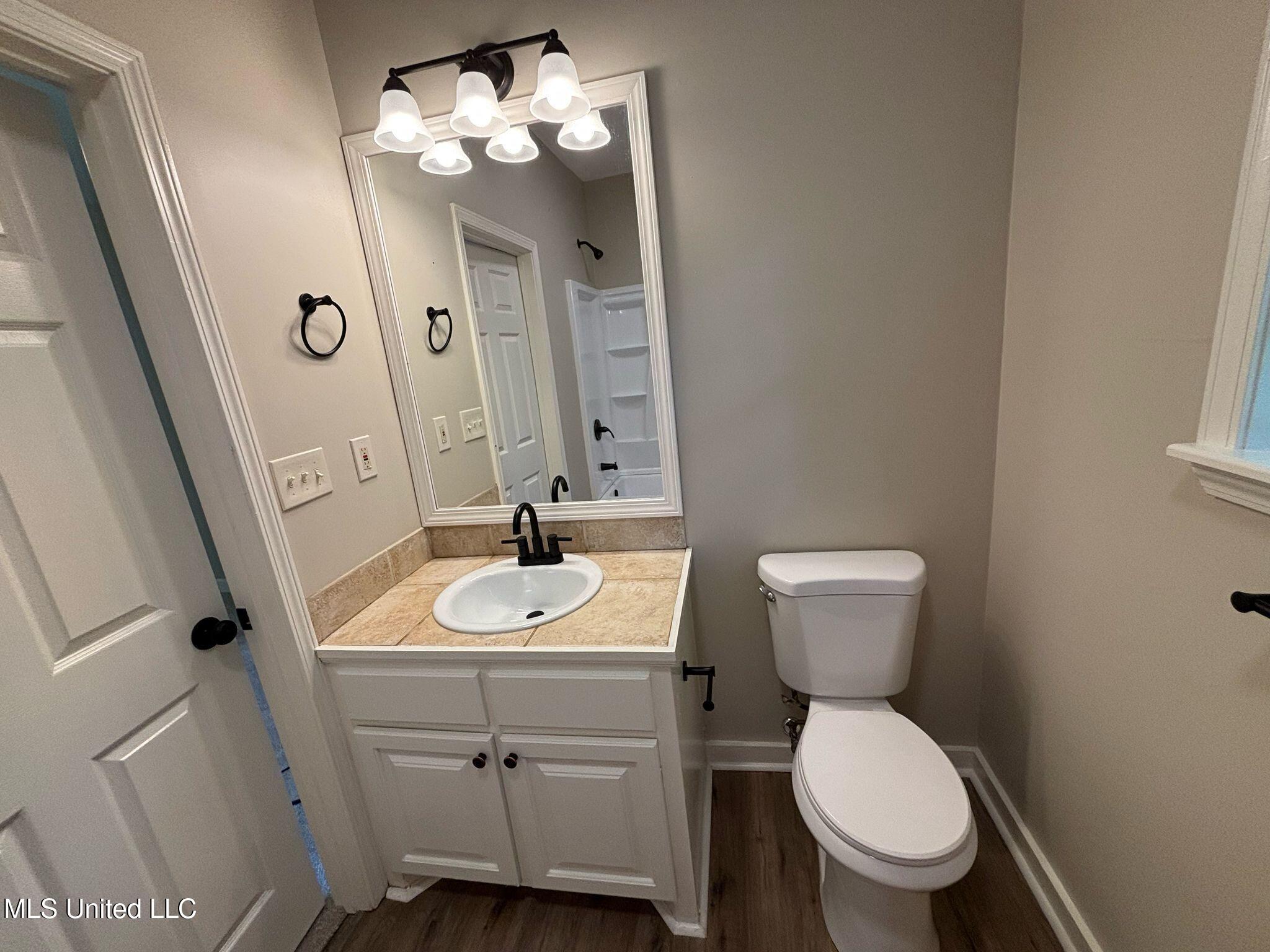 4832 Woodmont Drive Property Photo 8