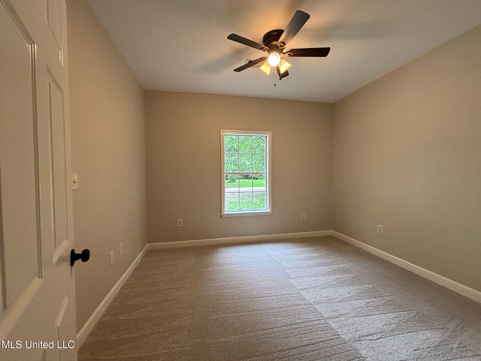 4832 Woodmont Drive Property Photo 10