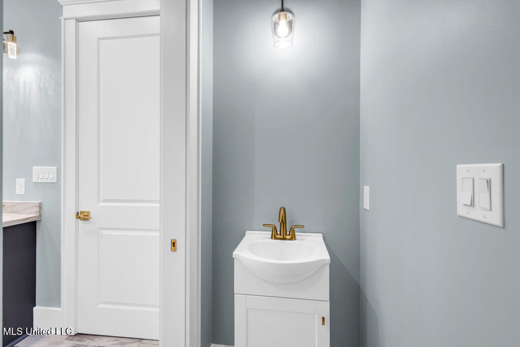 200 Farrar Lane Property Photo 23