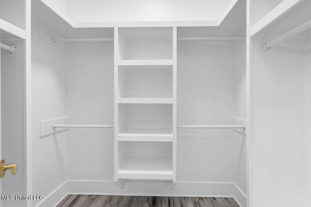 200 Farrar Lane Property Photo 24