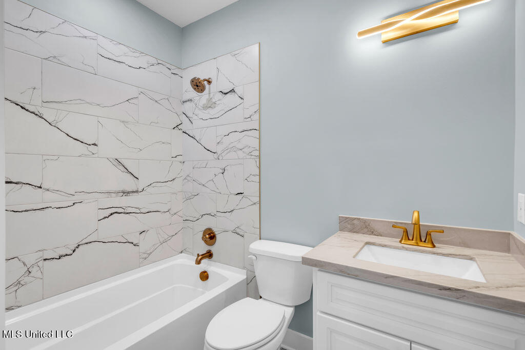 200 Farrar Lane Property Photo 33