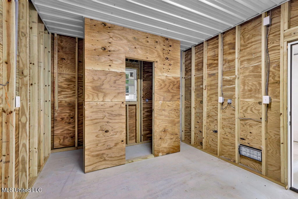 200 Farrar Lane Property Photo 34