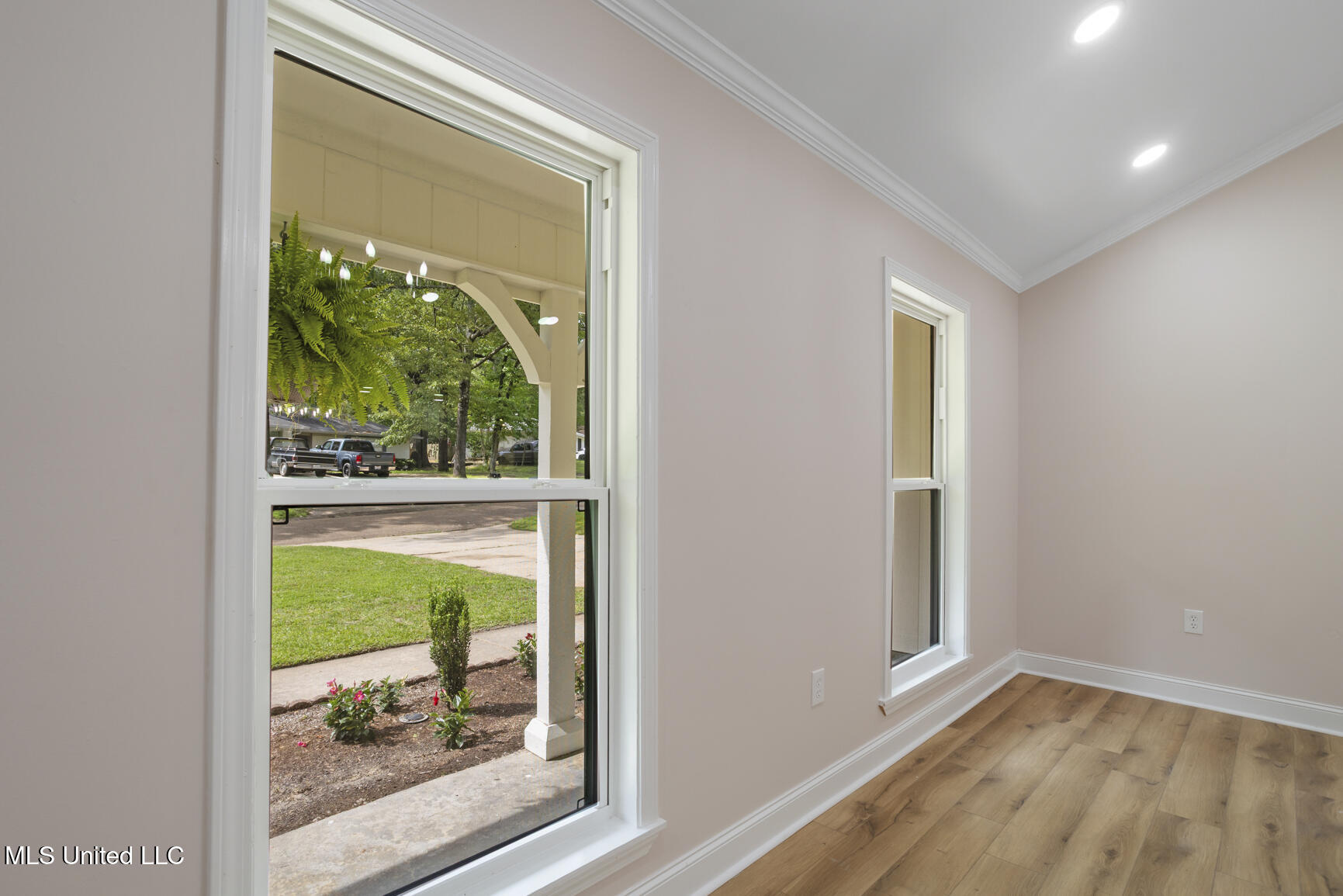 92 Longmeadow Road Property Photo 6