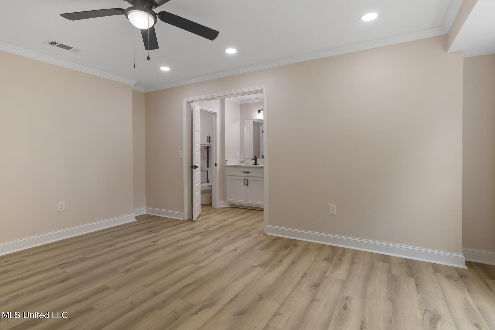 92 Longmeadow Road Property Photo 16