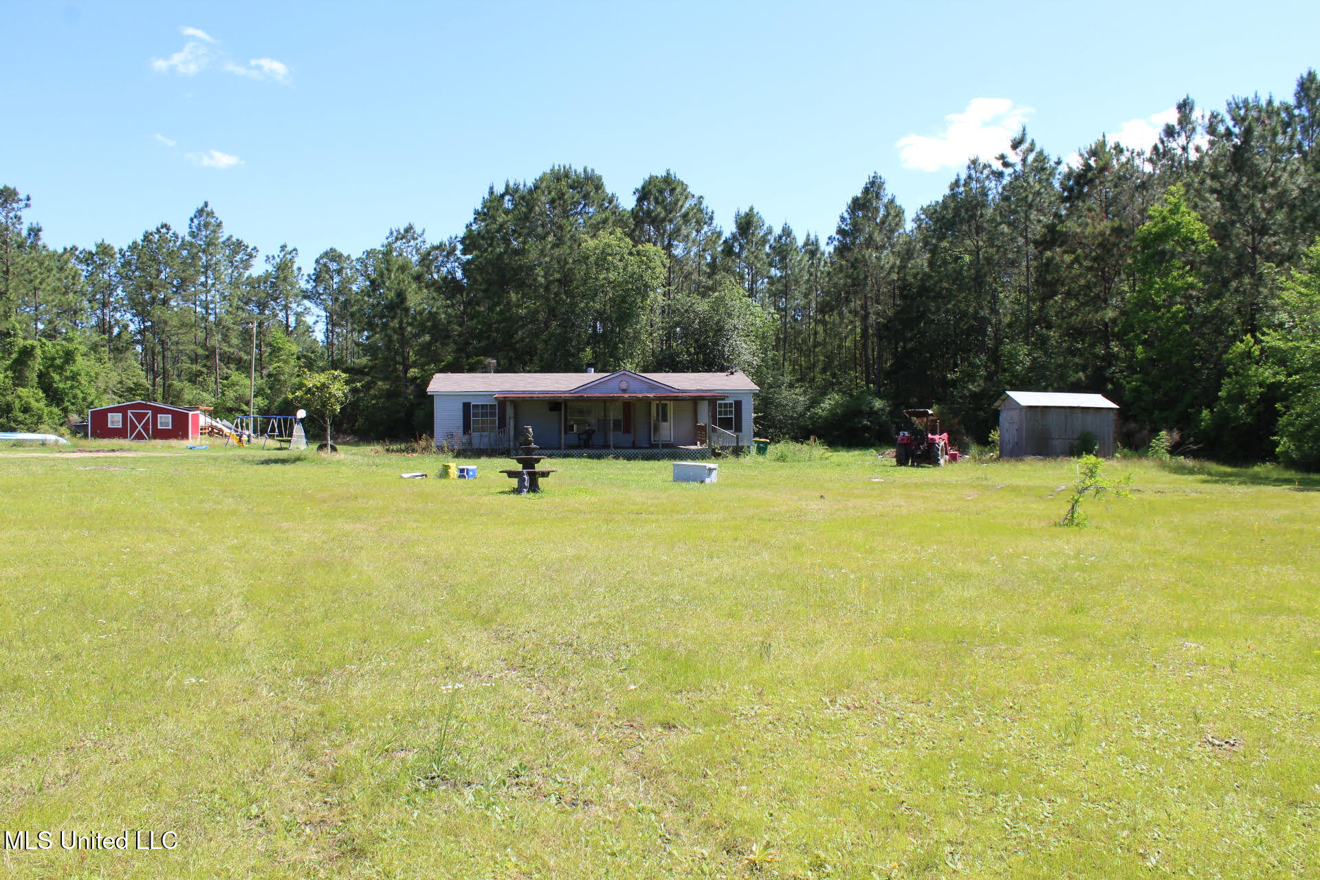 15603 Krohn Road Property Photo 1