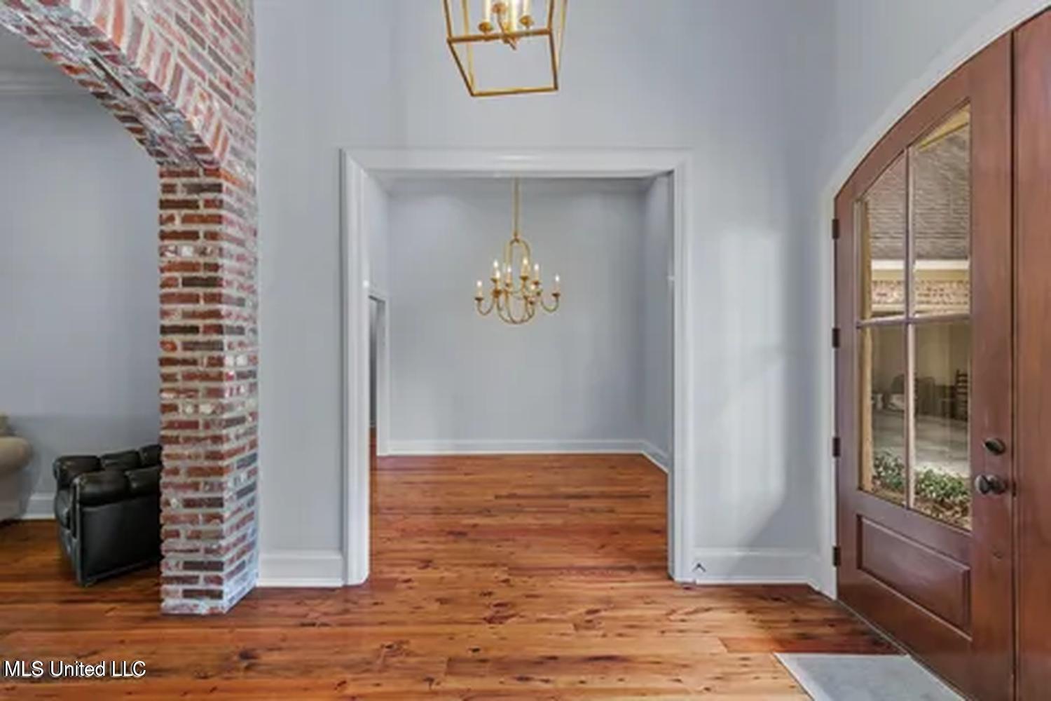 434 Laural Court Property Photo 15